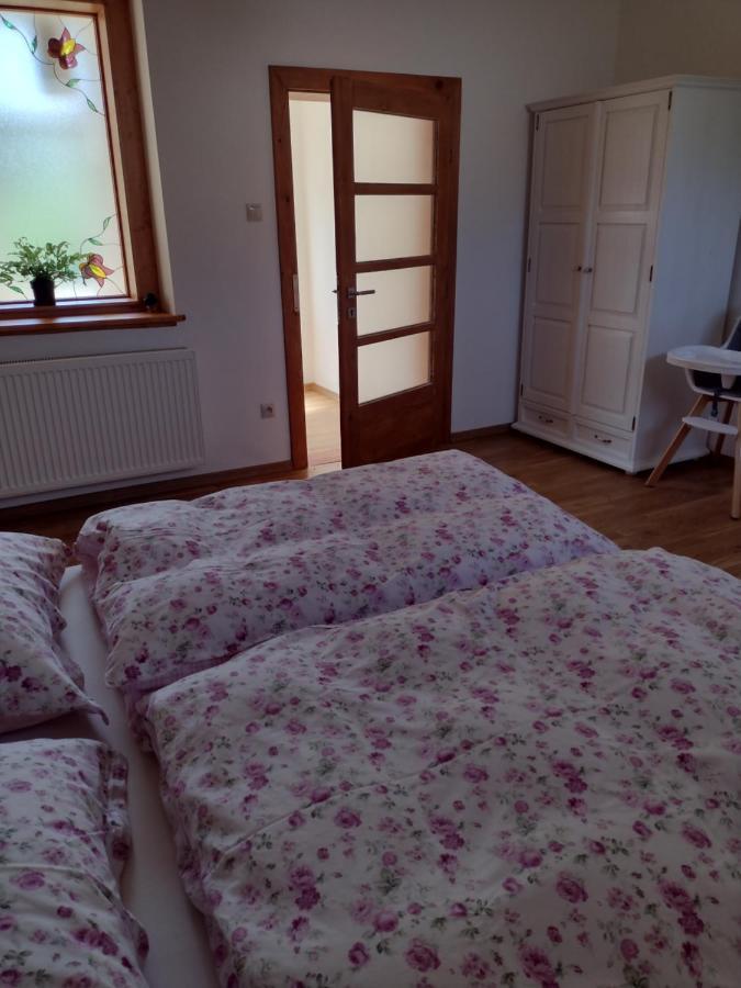Villa Bara Haz à Tvrdosovce Extérieur photo